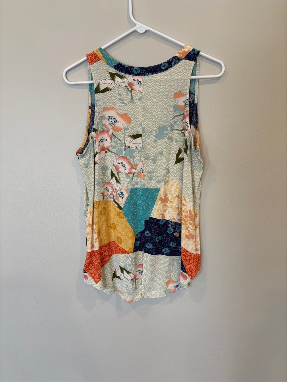 Sanctuary Floral Print Mixed-Panel Tank — Teal, Coral, Navy, Olive - Picture 3 of 3